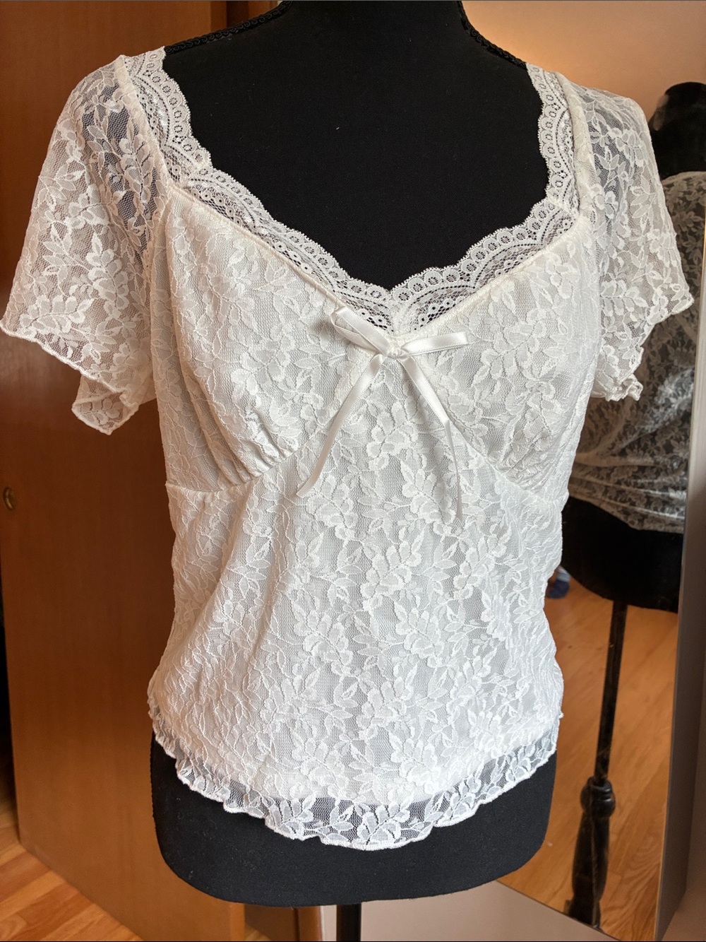 White Lace Short Sleeve Vneck Top